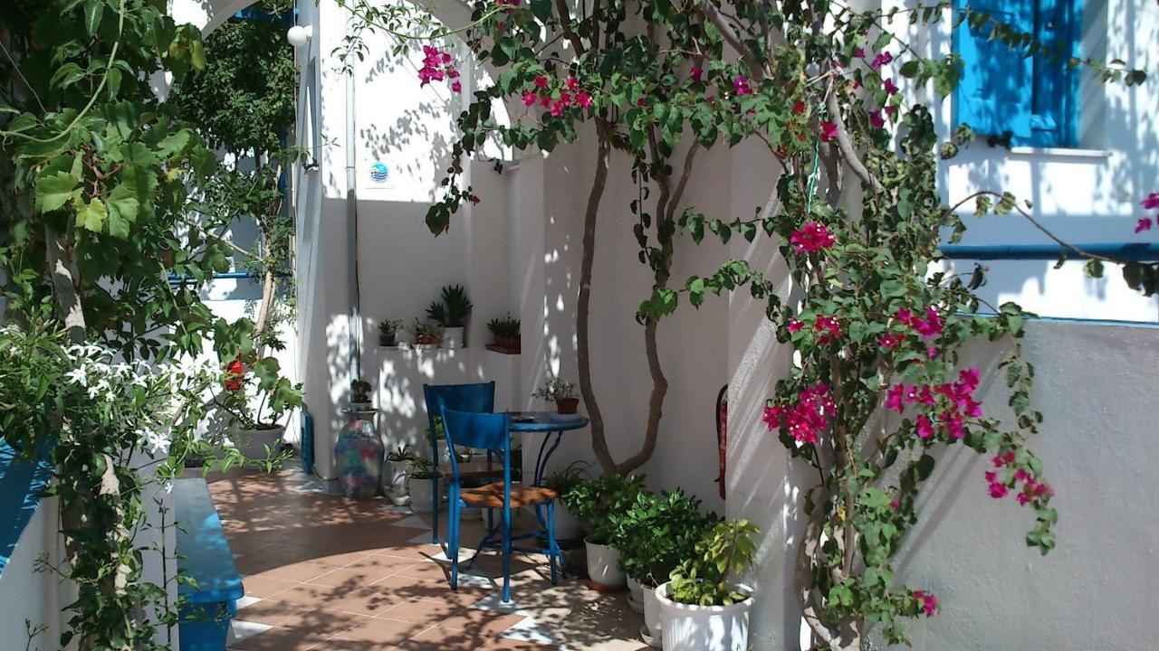 Semprou Rooms Períssa Extérieur photo